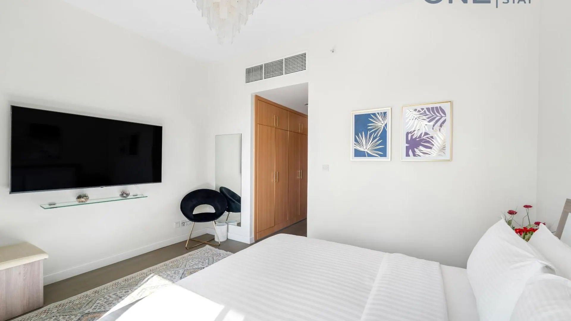 Amazing 3Br Apartment With Maid Room In Marina With Pool & Gym Dubai