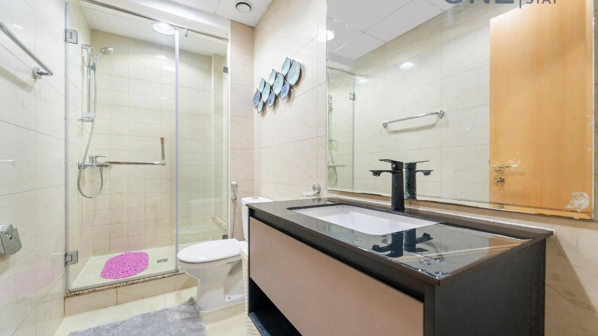 Amazing 3Br Apartment With Maid Room In Marina With Pool & Gym Dubai