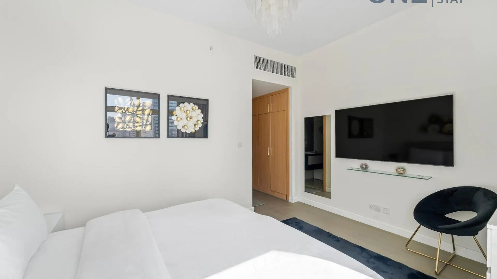 Amazing 3Br Apartment With Maid Room In Marina With Pool & Gym Dubai