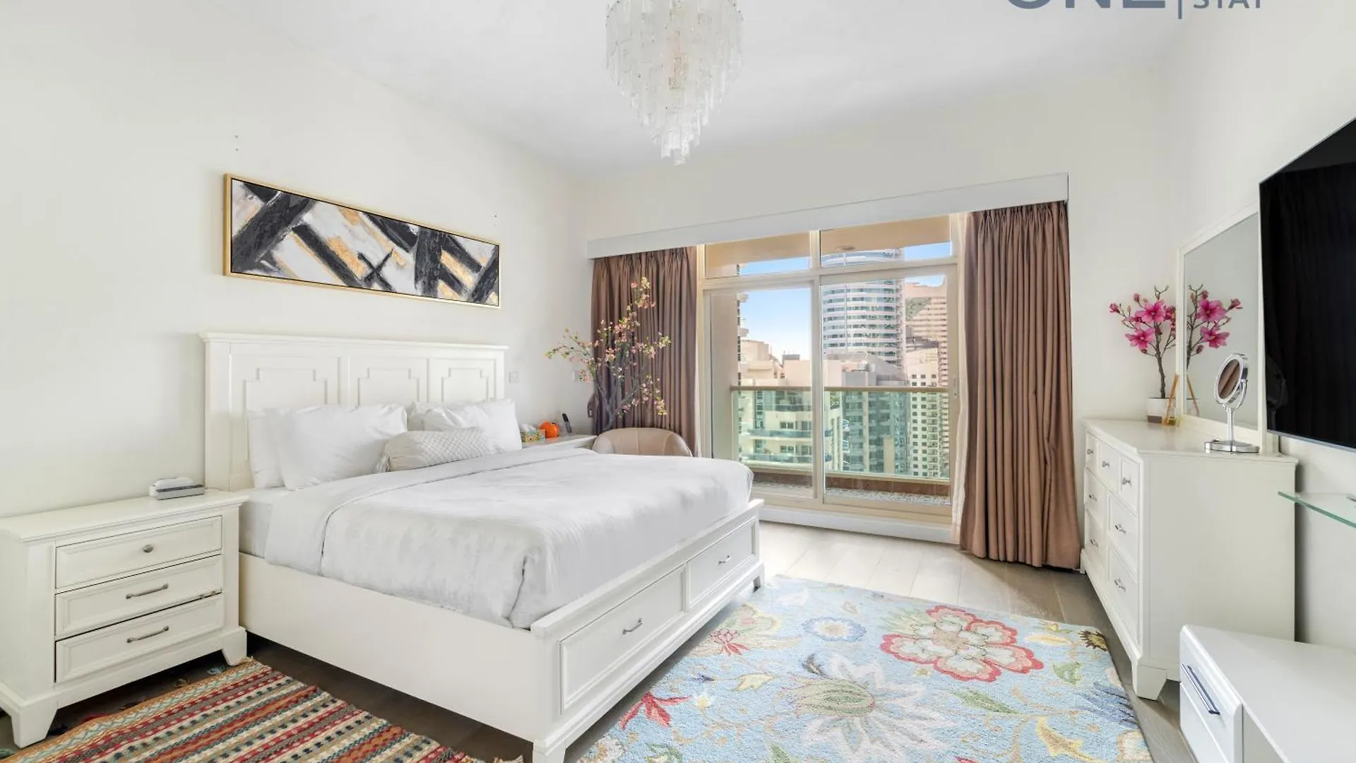 Amazing 3Br Apartment With Maid Room In Marina With Pool & Gym Dubai